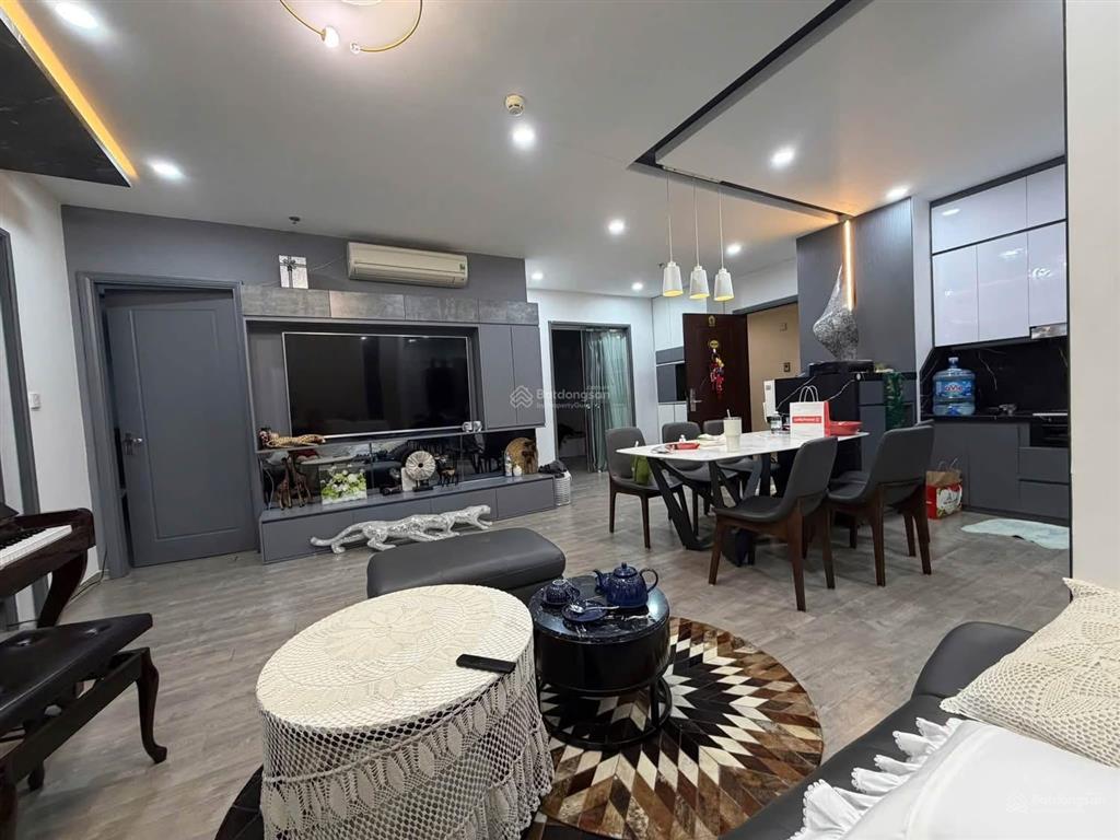 Căn hộ cao cấp times city căn góc 3 ban công full nội thất, ở ngay dt 101m  t19 vị trí tim