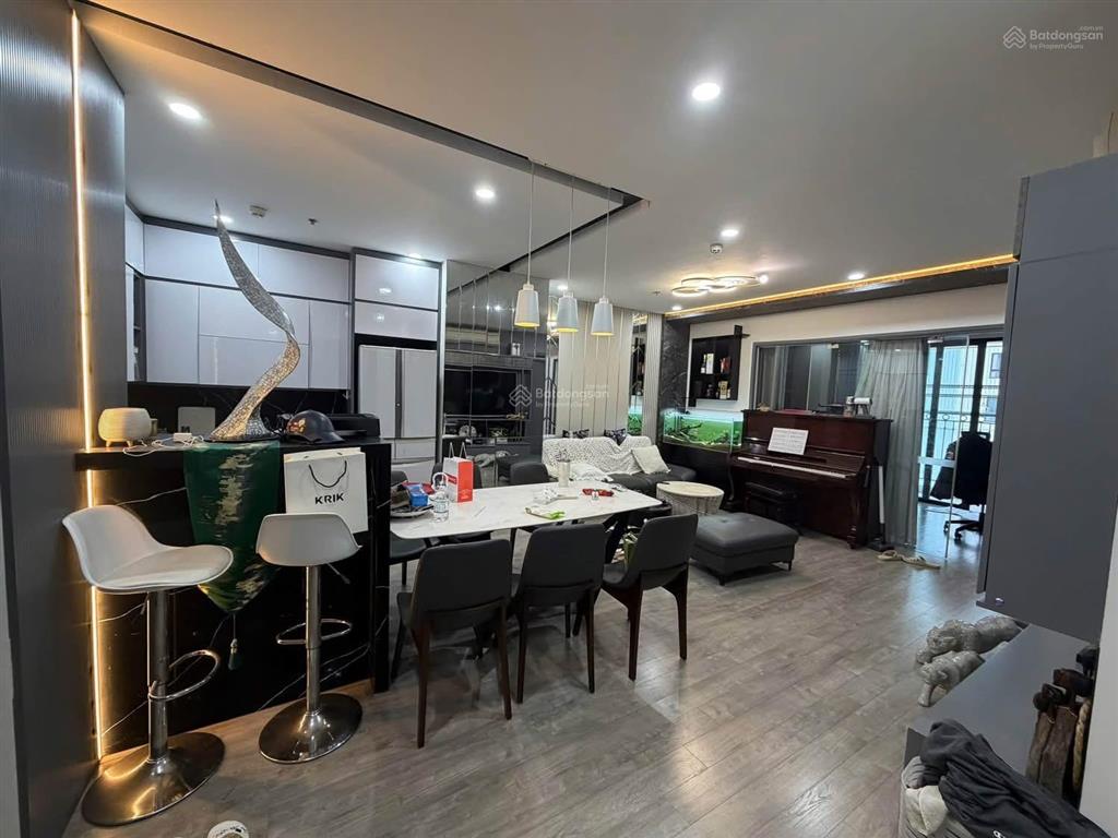 Căn hộ cao cấp times city căn góc 3 ban công full nội thất, ở ngay dt 101m  t19 vị trí tim