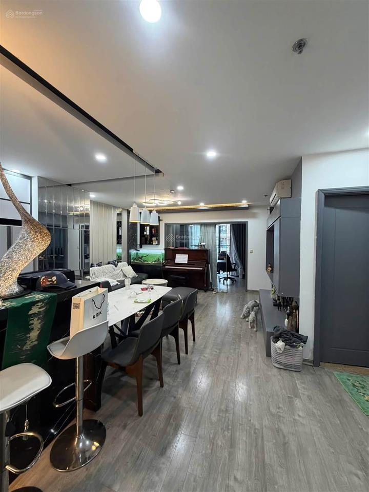 Căn hộ cao cấp times city căn góc 3 ban công full nội thất, ở ngay dt 101m  t19 vị trí tim