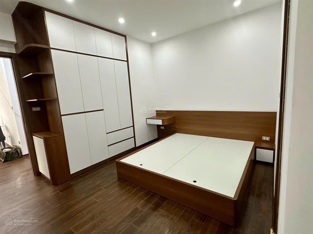 Bán gấp căn hộ cc 90m2 tại n09 thành thái, dịch vọng, cầu giấy, hà nội, giá nhỉnh 8 tỷ.