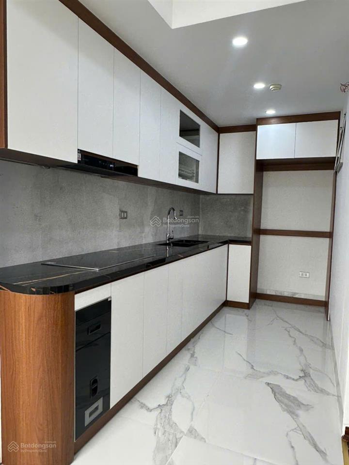 Bán gấp căn hộ cc 90m2 tại n09 thành thái, dịch vọng, cầu giấy, hà nội, giá nhỉnh 8 tỷ.