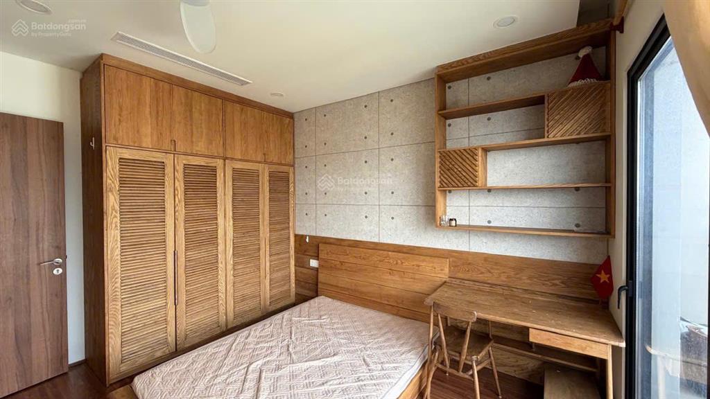 Cho thuê gấp cc 3pn, 2wc, 96m2 tại golden park tower, 22 triệu vnd