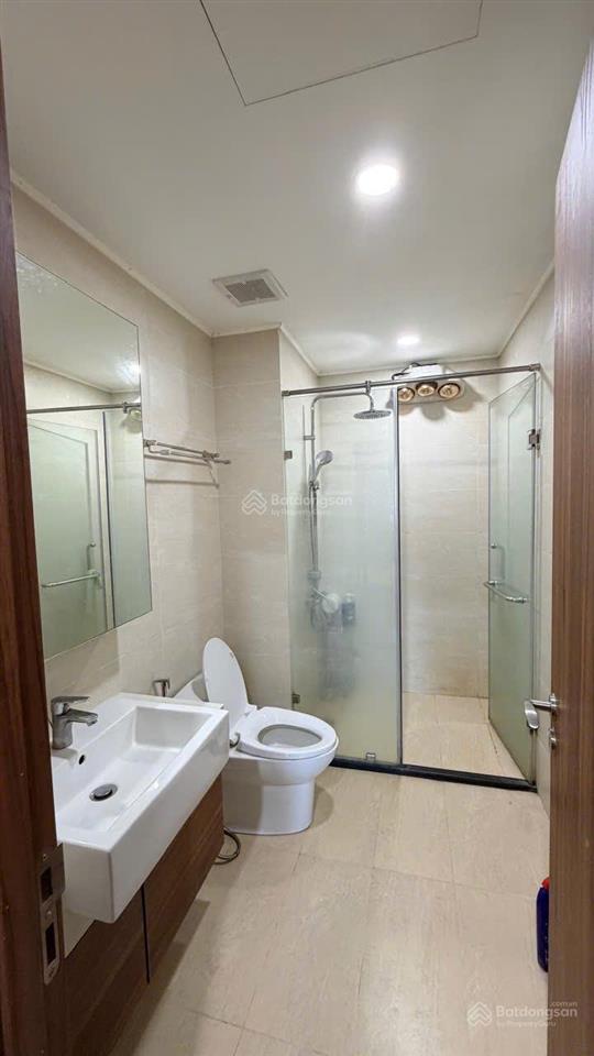 Cho thuê gấp cc 3pn, 2wc, 96m2 tại golden park tower, 22 triệu vnd