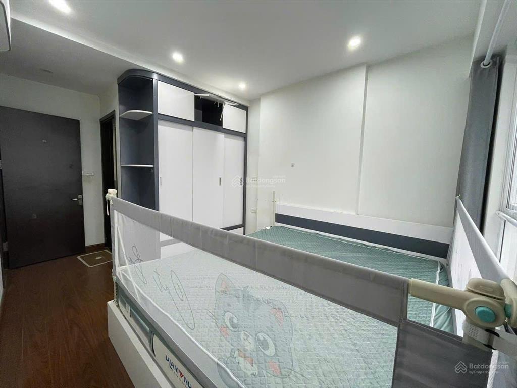 Khu nhà ở 90 nguyễn tuân, bán cc 5,9 tỷ, 71m2, 2pn, 2wc, hot!