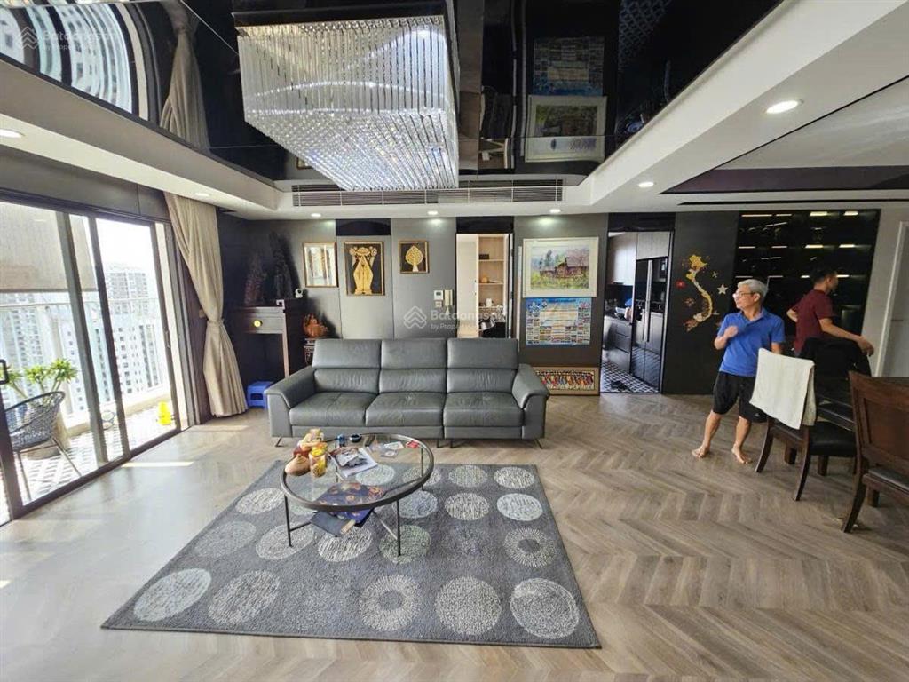 Bán ch kosmo tây hồ, 181m2, giá nhỉnh 22 tỷ view đẹp, 4pn, 3wc. siêu hot