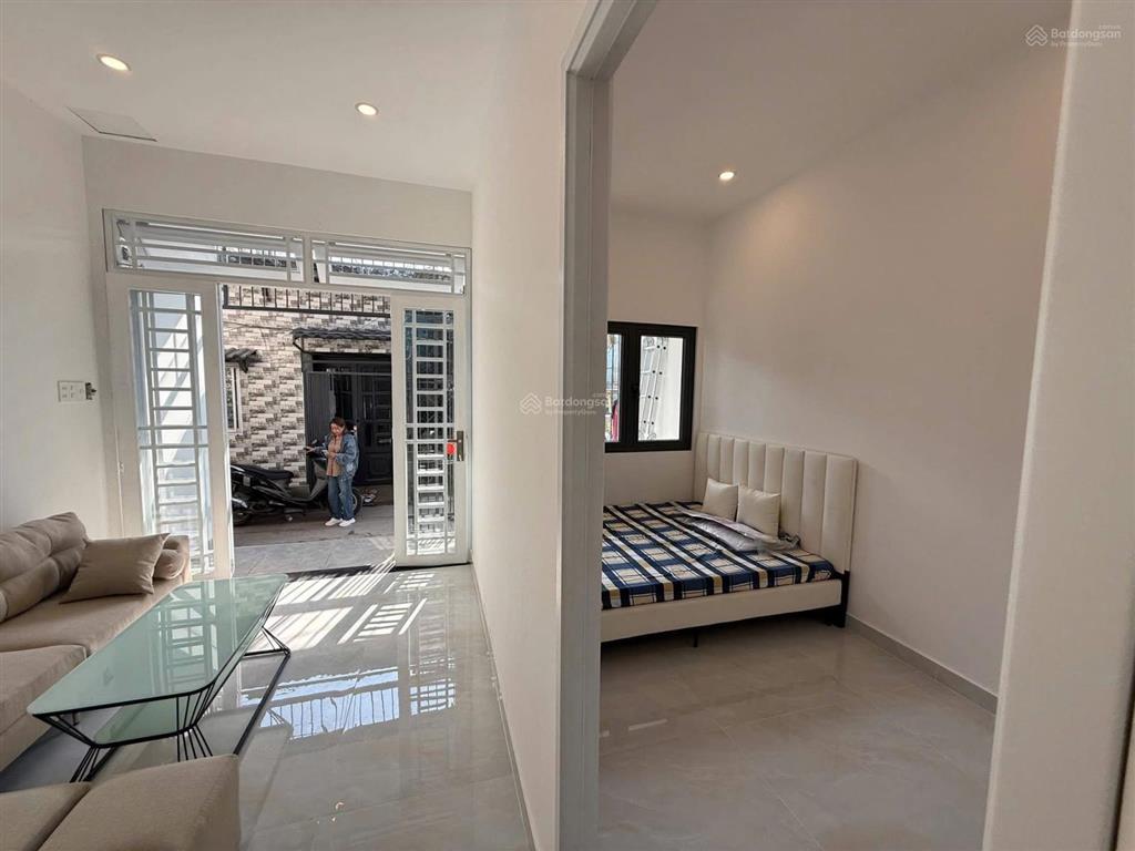 71tr/m2 bán gấp nhà 53m2 dtxd  giá chỉ 3.8 tỷ  có pn trệt