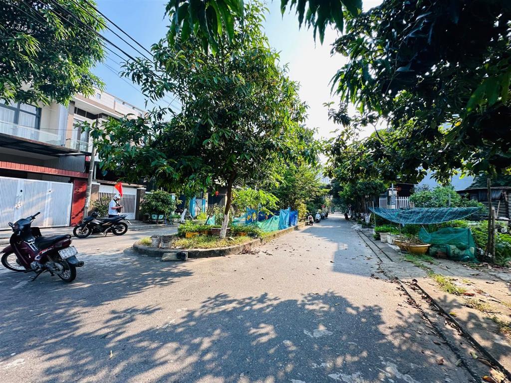 Bán gấp lô đất mặt tiền giá đầu tư cực tốt tại liên chiểu