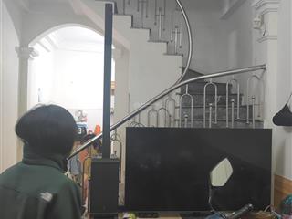 Cho thuê nhà riêng hà trì hà đông, 40m2, 3 tầng 3 ngủ 2 wc giá 7 triệu .