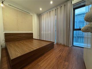 Cho thuê nhà riêng 5 tầng 3ngủ thông hồ tây 13tr