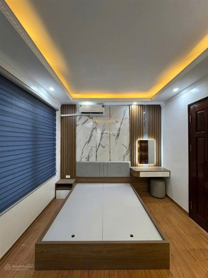 Cho thuê nhà 404 kim giang 5 tầng 5 phòng ngủ, full đồ 16tr/th