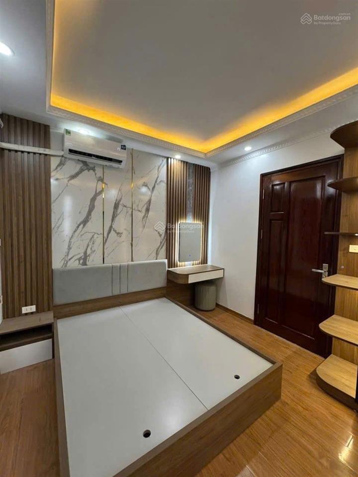 Cho thuê nhà 404 kim giang 5 tầng 5 phòng ngủ, full đồ 16tr/th