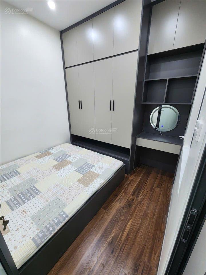 Cho thuê nhà tập thể tầng 2 nguyễn công trứ 80m2, 3 ngủ 2wc full đồ 12,5tr