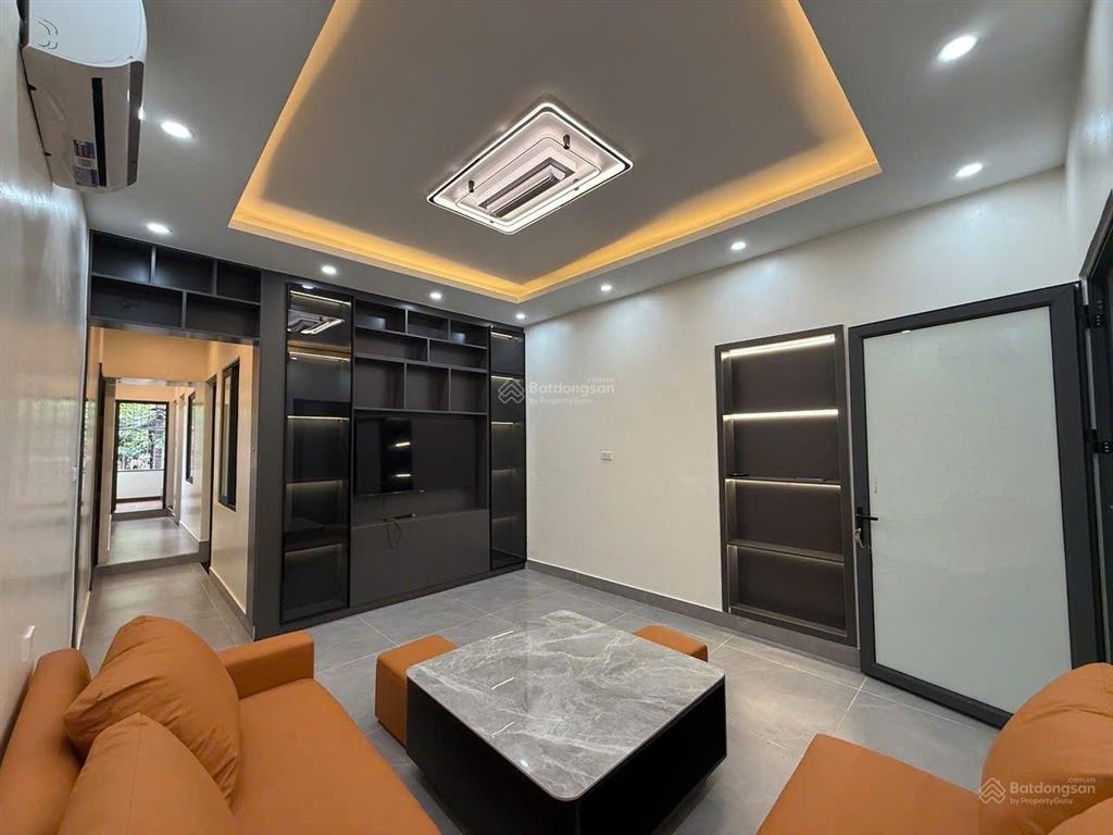 Cho thuê nhà tập thể tầng 2 nguyễn công trứ 80m2, 3 ngủ 2wc full đồ 12,5tr