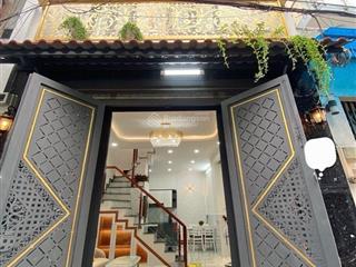 Bình tân đs 18b  4x8m  2 tầng  hẻm xe hơi  nhà mới đón tết dọn vào ở ngay