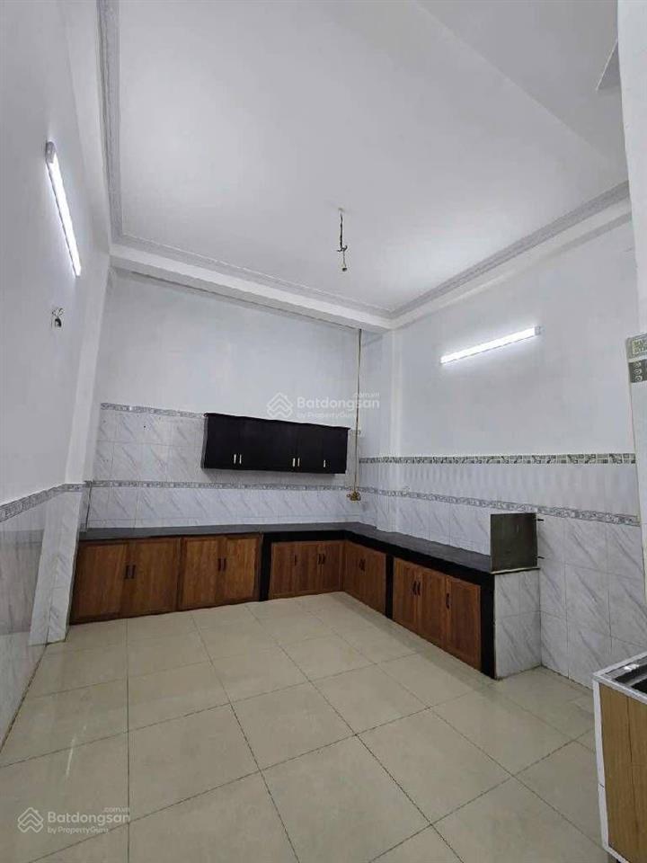 An dương vương ngay tên lửa  4x14m ko lộ giới  3 tầng mới cứng  hẻm xe hơi ngủ trong nhà