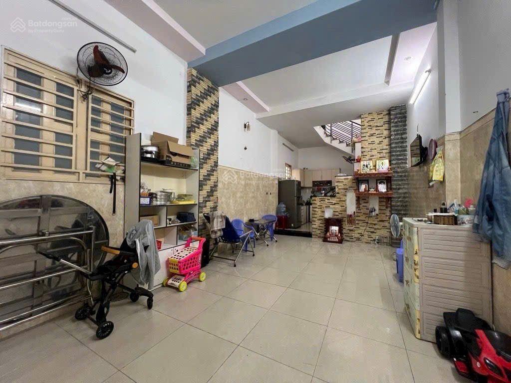 Nhà dòng tiền gần 20tr /tháng  2 tầng  125m2   tân hoà đông  gần bốn xã