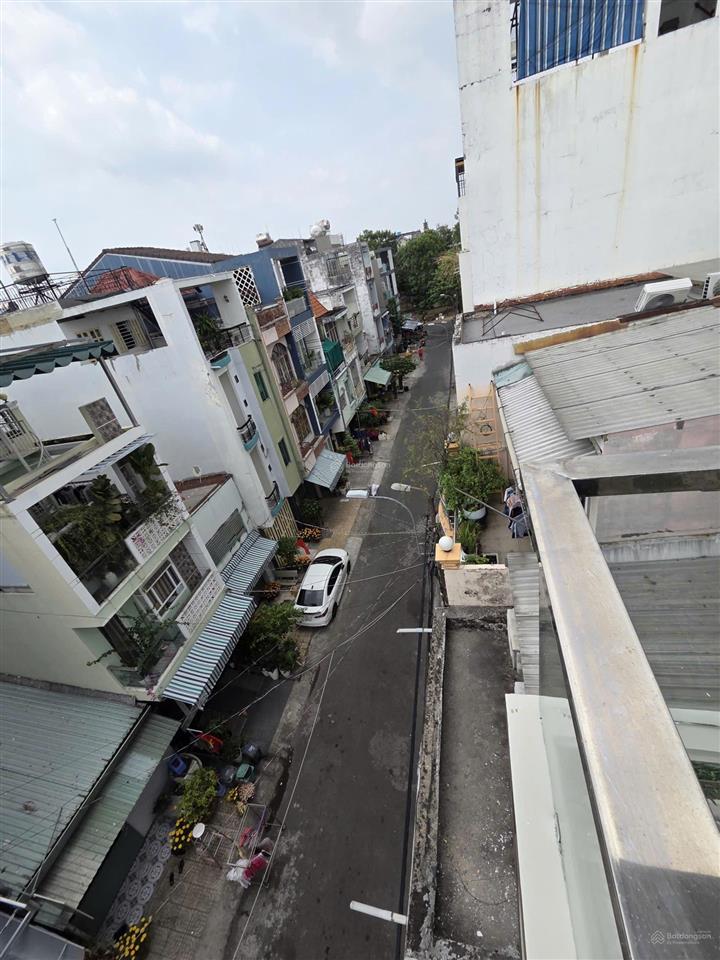 Hiếm  ngay aeon bình tân nhà 4 tầng, 4x10m, ngay sát công viên, khu vip tên lửa