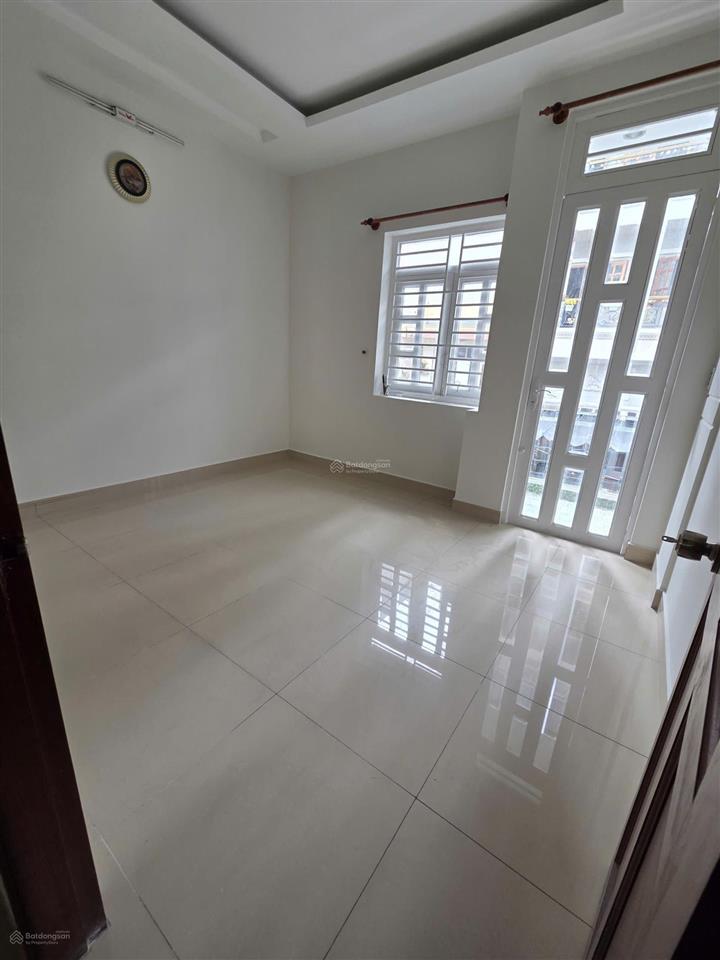 Hiếm  ngay aeon bình tân nhà 4 tầng, 4x10m, ngay sát công viên, khu vip tên lửa