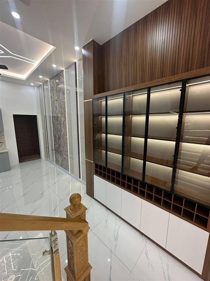 Nhà bình tân  4 tầng (4*14m) đường xe hơi tránh  4pn  giáp tân kỳ tân quý