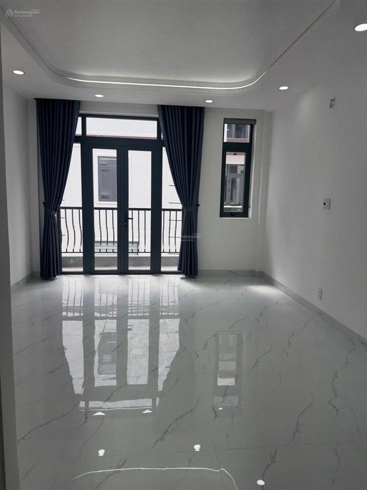 Nhà đẹp bình tân  4 tầng  4x14m  đường oto chạy  4pn 5wc  khu phân lô cao cấp, tiện di chuyển