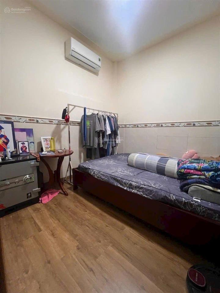 Lê văn quới  2 tầng kiên cố  40m²  4 x 10m  khu xây dựng cao tầng