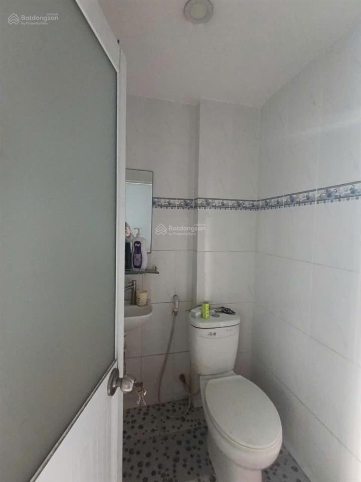 Nhà giá rẻ nhất chiến lược 4x8 1 lầu hẻm xe hơi quận bỉnh tân