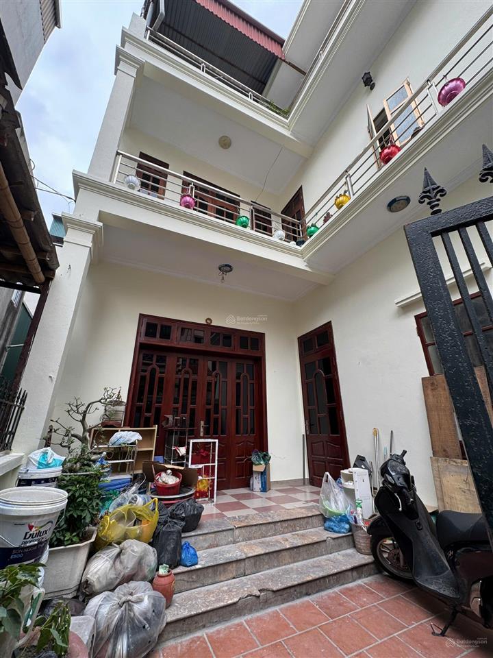 Bán nhà mặt tiền 8m ngõ 26 thượng thanh, việt hưng, 88m2, ô tô vào nhà, gần 3 trường học