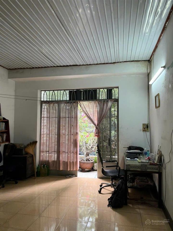 Cn 97m2=4,8mx20m, đc 208/ đường số 8 p11, gần trường nguyễn du 1 lầu giá chỉ 8,5 tỷ tl