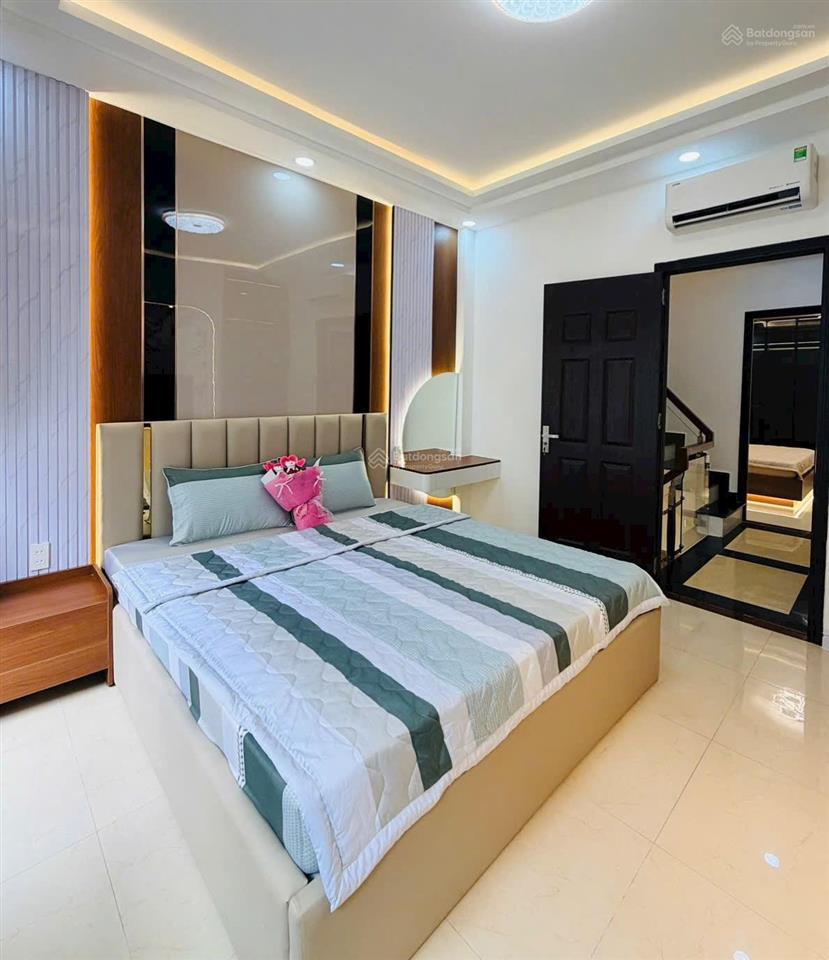 Mt kinh doanh đs 9 gần lê văn thọ 4mx15m, 1t2l st, 4pn 4wc, kv sầm uất, giá tốt chỉ 10 tỷ
