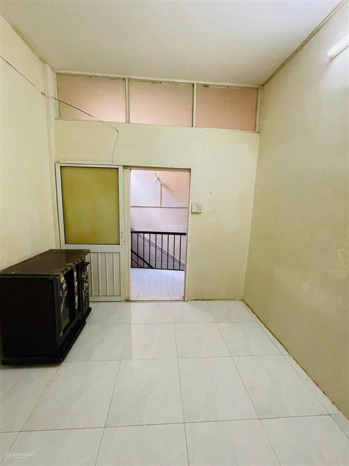 1/ sát mặt tiền trương đăng quế, p3  gần phạm văn đồng  chỉ 2,95 tỷ  2pn 2wc