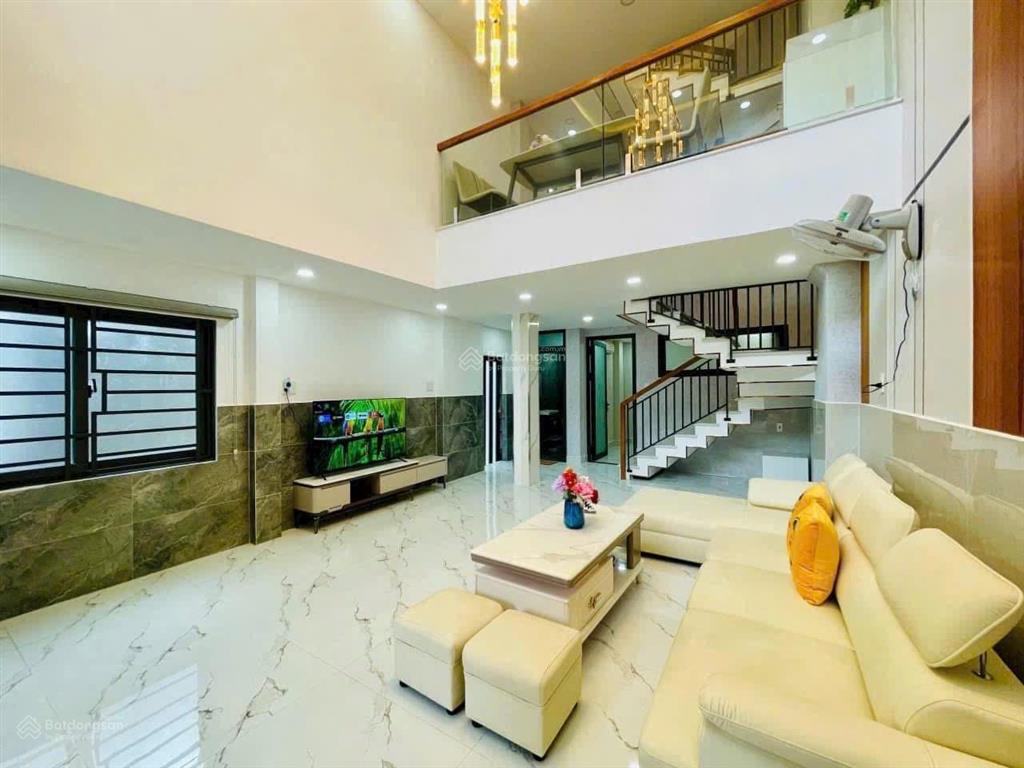 Nhà góc 2mt  5 tấm mới keng  5pn  chỉ 7,2 tỷ gần cv làng hoa p.8 gò vấp