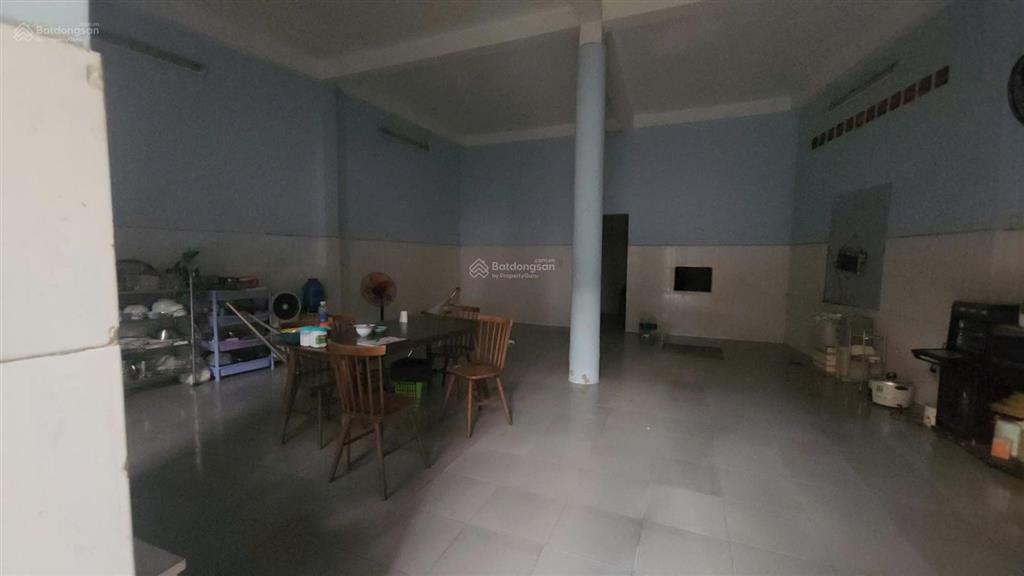 Hot! nhà diện tích khủng 190m2  1 trệt 2 lầu st. gần chợ gv nh định giá 13 tỷ bán chỉ 11 tỷ