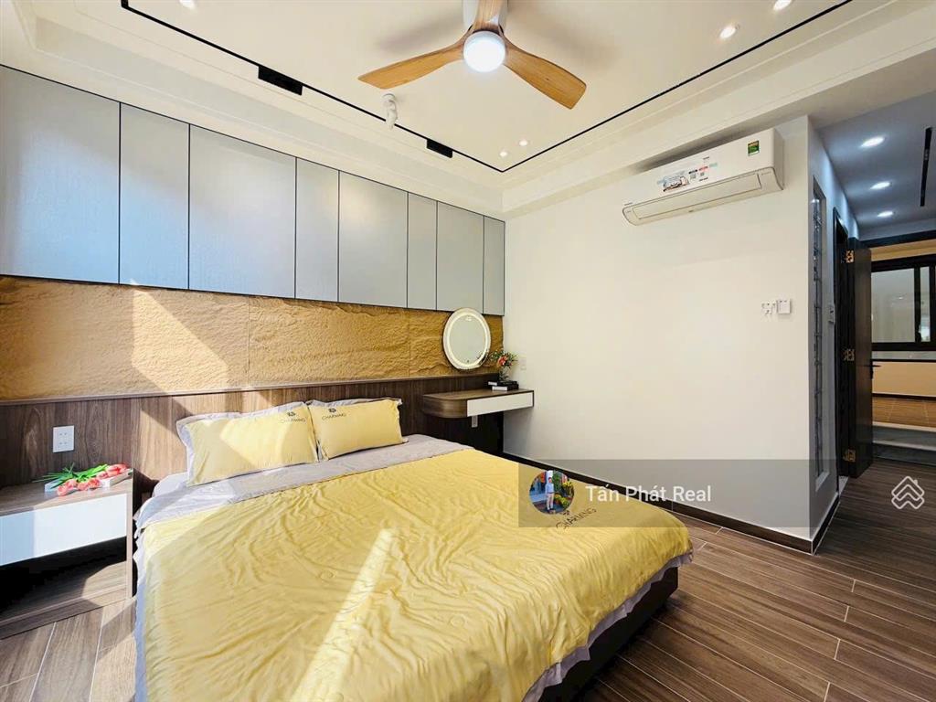 Nhà mới 4 lầu hxh 1/ sát mt phạm văn chiêu, p9, dt 4,5mx12m vuông vức giá chỉ 7,2 tỷ còn tl