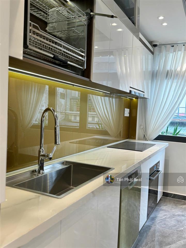 Nhà mới 4 lầu hxh 1/ sát mt phạm văn chiêu, p9, dt 4,5mx12m vuông vức giá chỉ 7,2 tỷ còn tl