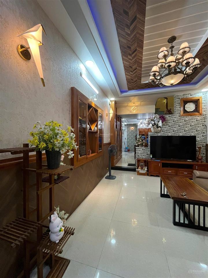 Hot! hxh 6m sát quang trung nhà 4 lầu st. dt 4m x 17m đường xe tải giá chỉ 8,6 tỷ
