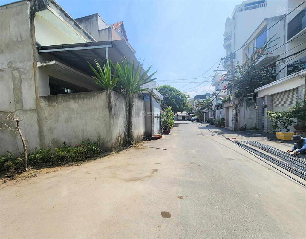 Hơn 80 triệu/m2 có ngay 100m2 đất hxt 10m trước nhà, gpxd 6 tầng full dt 5,5mx18,5m
