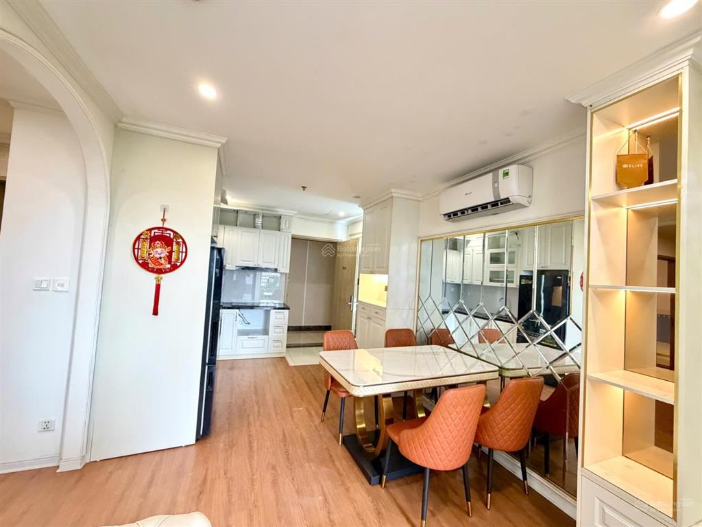 Giá tốt để sở hữu căn 2n1vs, dt 55m2, full nội thất, tòa s2.16  giá 3tỷ380