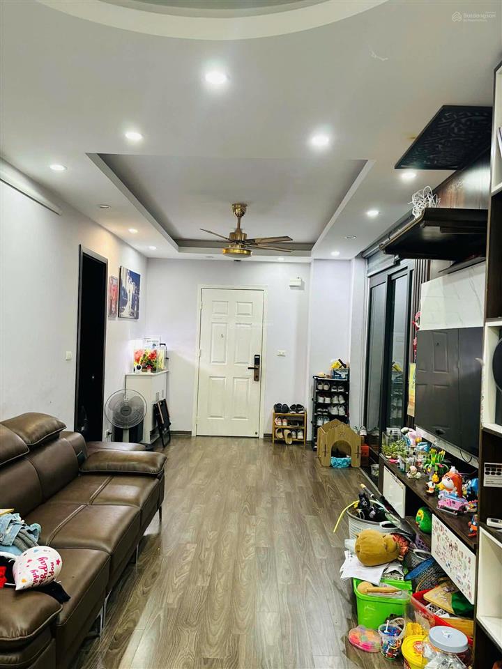 Bán gấp căn giá rẻ 83m2 3 phòng ngủ 2vs, giá 3.6 tỷ