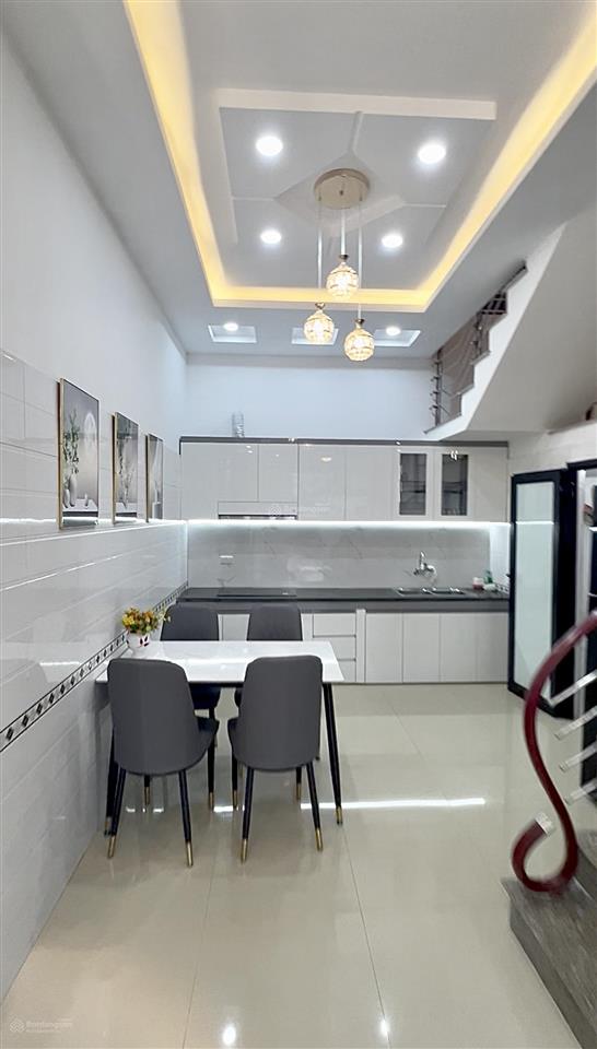 Chính chủ bán nhà 3 tầng 50m2, nhà đẹp về ở ngay, đằng lâm hải an