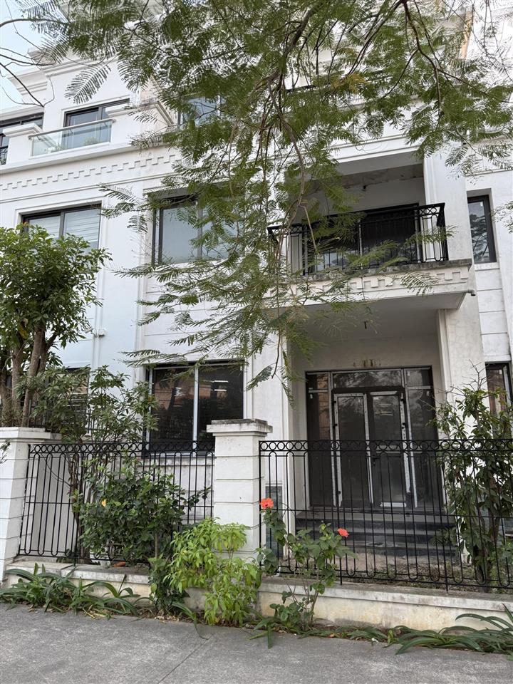 Biệt thự pearl villas sát biển trung tâm hạ long giá tốt