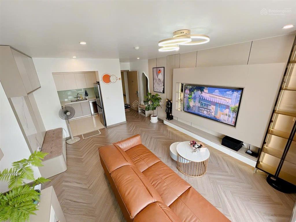 Căn góc 3 phòng ngủ bim 24 tầng mặt đường hoàng quốc việt view biển bãi cháy