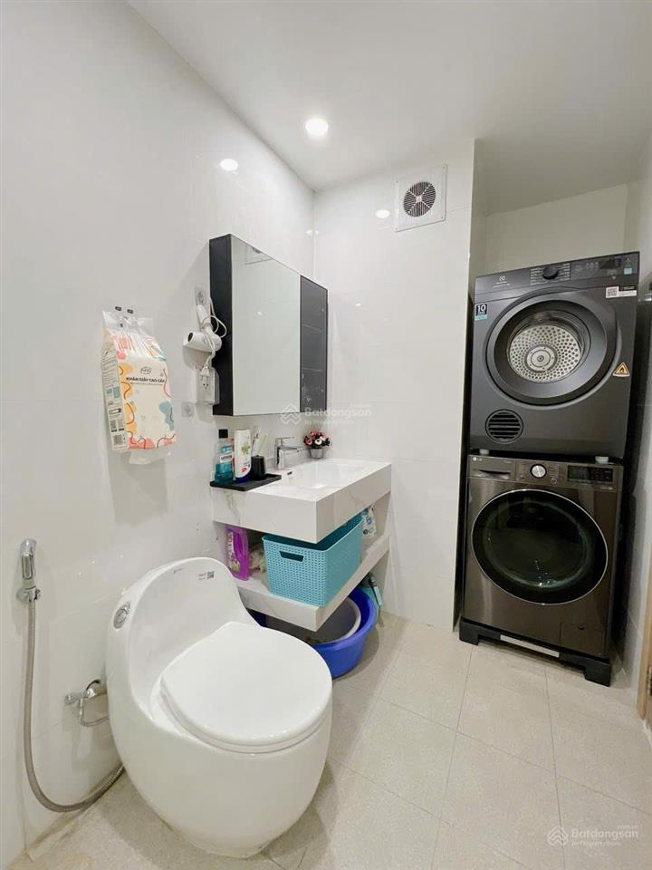 Căn góc 3 phòng ngủ bim 24 tầng mặt đường hoàng quốc việt view biển bãi cháy