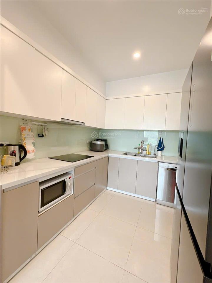 Căn góc 3 phòng ngủ bim 24 tầng mặt đường hoàng quốc việt view biển bãi cháy
