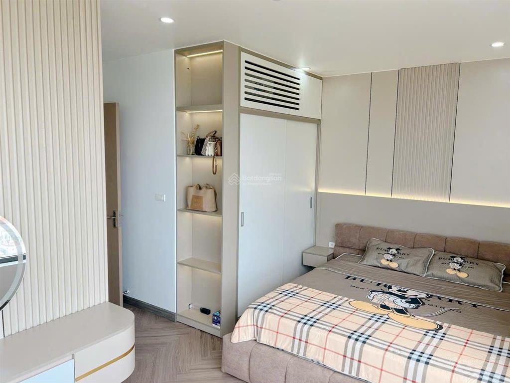 Căn góc 3 phòng ngủ bim 24 tầng mặt đường hoàng quốc việt view biển bãi cháy