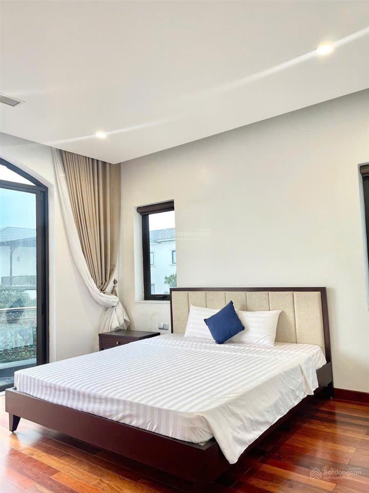 Cho thuê căn biệt thự 7 phòng ngủ đồi đức dương  beverly hills hạ long