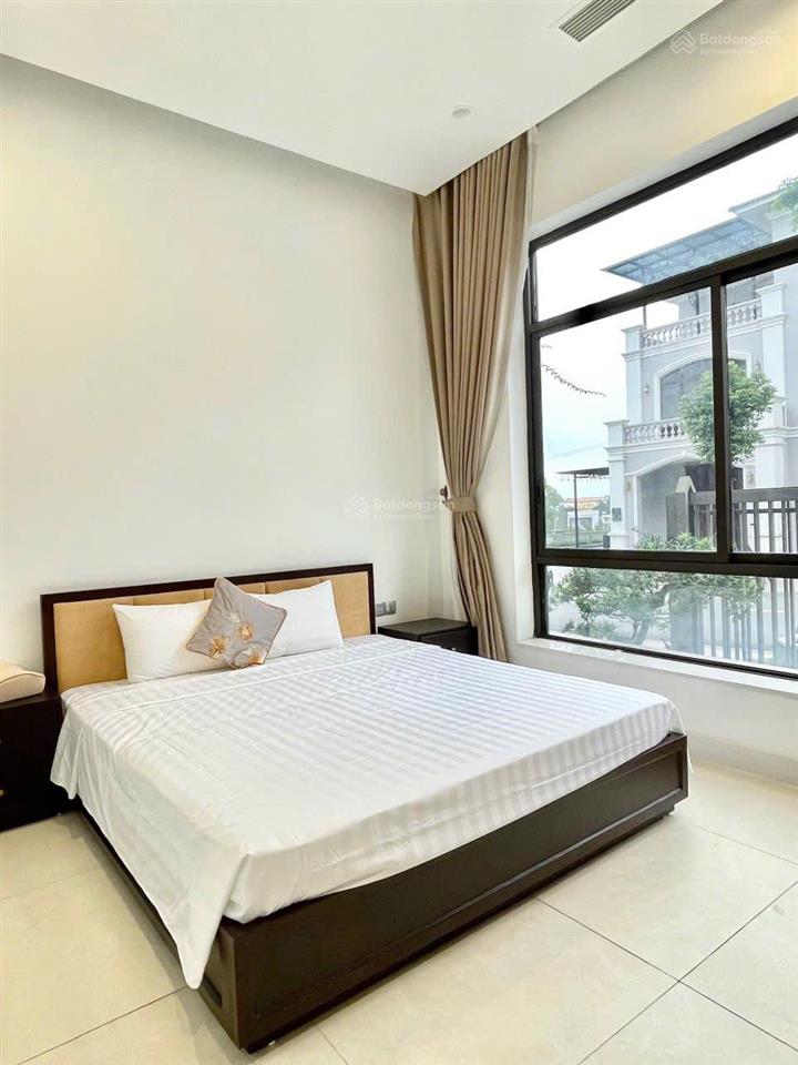 Cho thuê căn biệt thự 7 phòng ngủ đồi đức dương  beverly hills hạ long