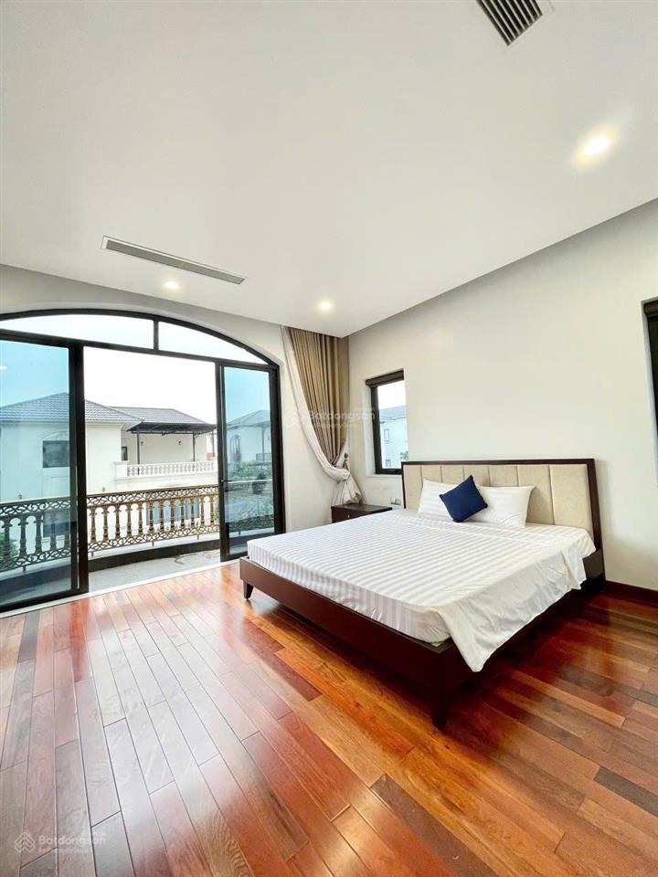Cho thuê căn biệt thự 7 phòng ngủ đồi đức dương  beverly hills hạ long