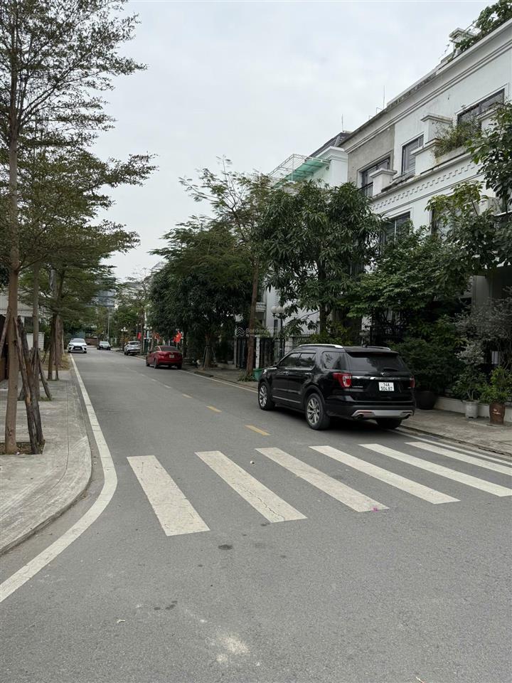 Bán căn liền kề grand bay town house hạ long rẻ nhất thị trường