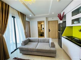 Bán căn hộ 1 phòng ngủ view biển full nội thất