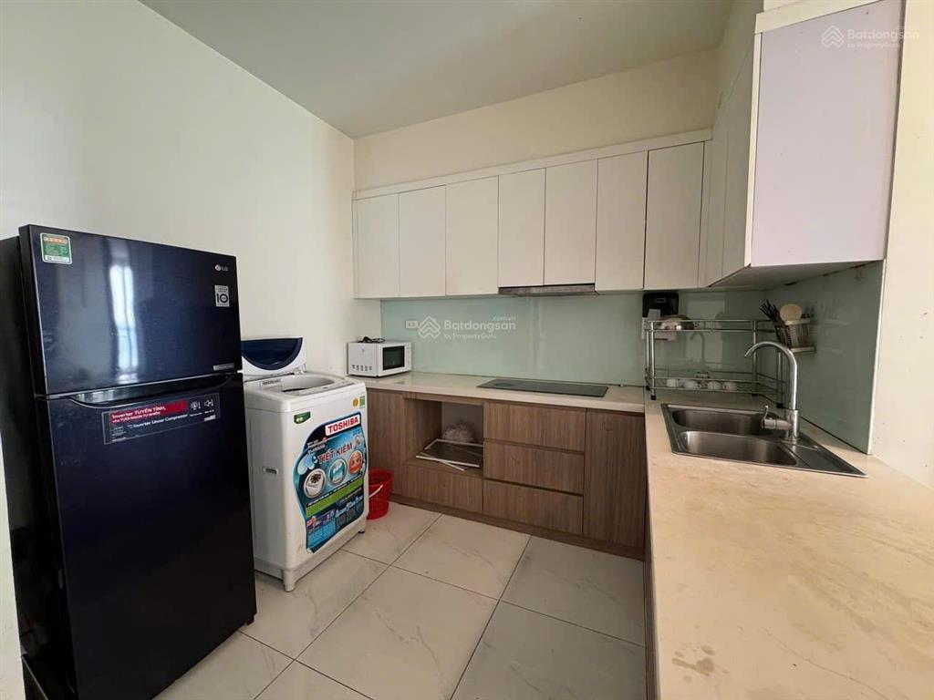 Bán căn hộ 2 pn  2 wc view biển full nội thất
